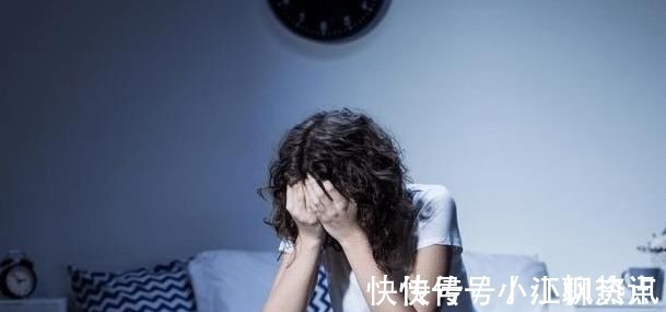 桑葚|失眠最怕这货!烧开的水撒一把,享受睡眠,不再焦虑,安睡8小时