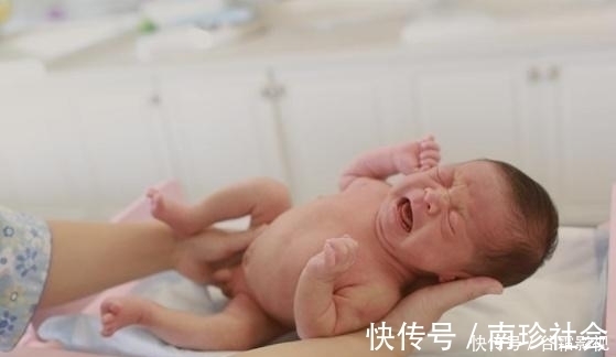 营养物质|胎儿出生时,体重若接近这个数,可能是“高智商”,爸妈偷着乐吧