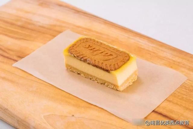 教你做焦糖曲奇芝士蛋糕，外酥里嫩，入口即化
