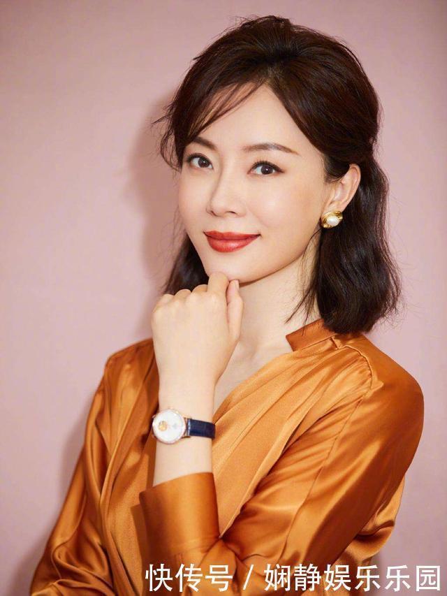 赵薇|女人40别总披头散发,很显老,试试这4款发型,气质好到让人羡慕