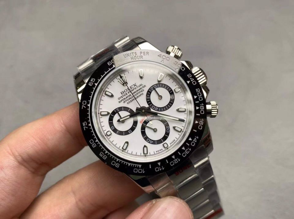 准备买表的你入“坑”了吗尤其是名表，看完这篇深入了解复刻表，心动了吧！