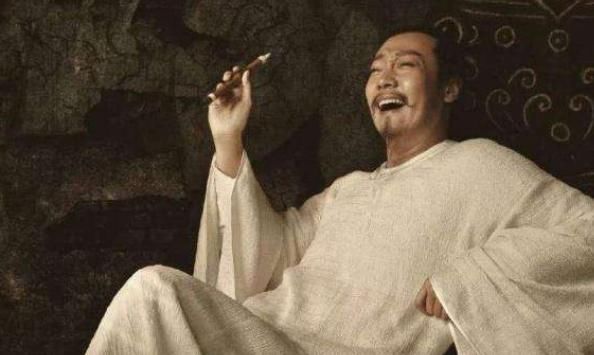 感到|为何李白一心向往进宫,随后却感到特别伤心,最终离开是非之地