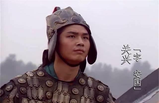 不分胜负|关平单挑庞德,一百三十回合不分胜负,为何关兴能一战完胜张郃