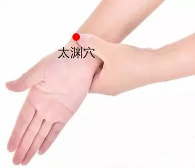 十二时辰|半夜3点醒,肝不好,5点醒,肺不好!四招远离失眠,一觉到天亮!