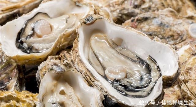烧烤摊|海鲜界的双胞胎,明明长得一样,为什么一个叫生蚝,一个叫牡蛎