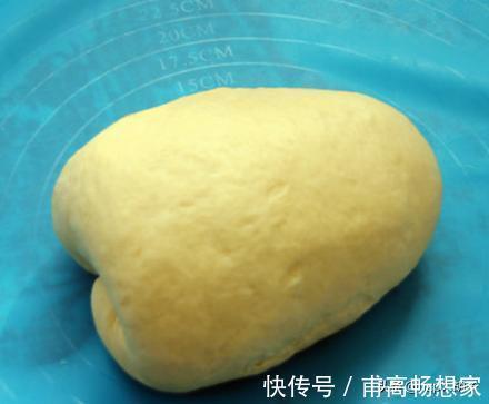 面包|早餐必吃的面包，做多一点直接放冰箱冷冻，不用再早起煮早餐