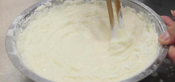 营养|教你自制懒人版的鸡蛋饼,五分钟搞定!营养丰富早餐吃得好!