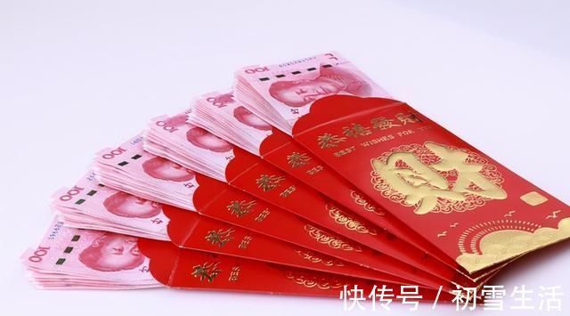 孩子|故事:亲戚让我帮他家孩子补课,半年后亲戚给我五千,我一分没要