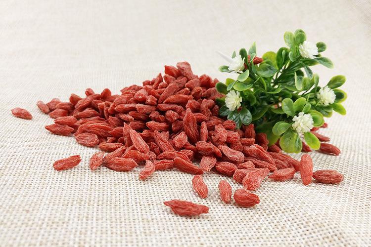 白头发|两味药,一补一收,专治“胆小失眠”!看到此方,我心生敬意