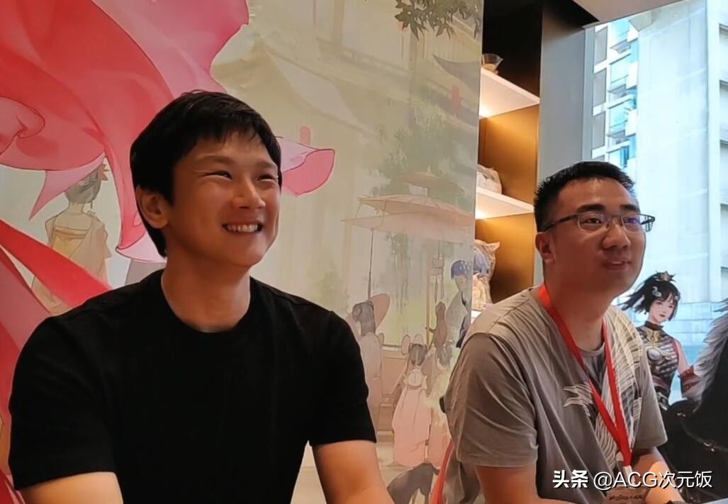 旗袍|2021WF展出多个等身手办，洛天依国风旗袍，剑网三的是神仙姐姐？