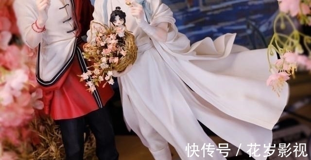 两不疑|《天官赐福》花怜超轻粘土,是灰灰画的贺图,可以当官方手办了!