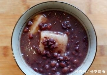 动漫|妹子们都注意啦！不要再看动漫了，那都是毒！