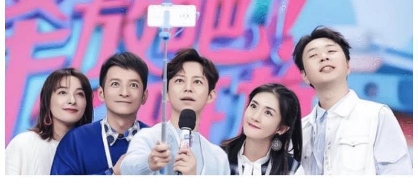 《快樂大本營》改名《你好星期六》？快樂家族只剩何炅一人