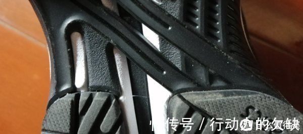 缓震 从阿迪达斯换到亚瑟士,跑了20公里,憋了一肚子心里话不吐不快!