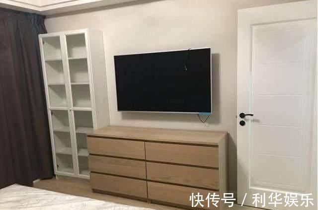 收纳|老公非要把衣帽间装在卫生间入口,我骂他脑子进水,完工后我闭嘴了