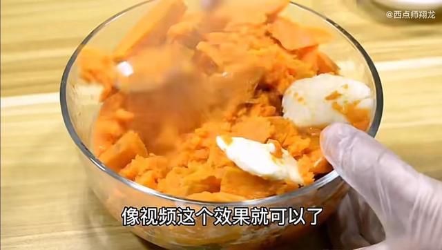 芝士焗|红薯搭配黄油和芝士，不愧是一道自愈的点心，红薯芝士焗太好吃啦