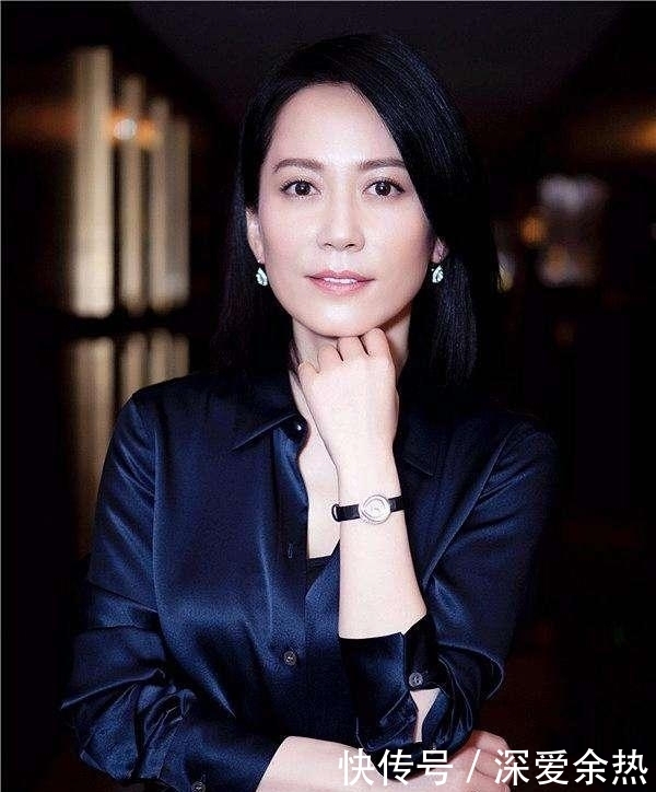 女人手表戴左手好,还是右手好?别再戴错被人笑话,多了解不吃亏