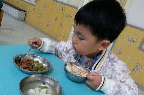 婆婆|2岁男宝被查出肾衰竭,只因父母给孩子吃了它,家长真的要注意了