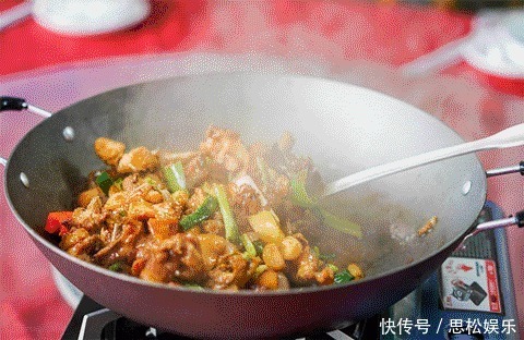 炒鸡块|73岁奶奶炒鸡肉，不用水不用料，只需这样做，肉质香软入味！
