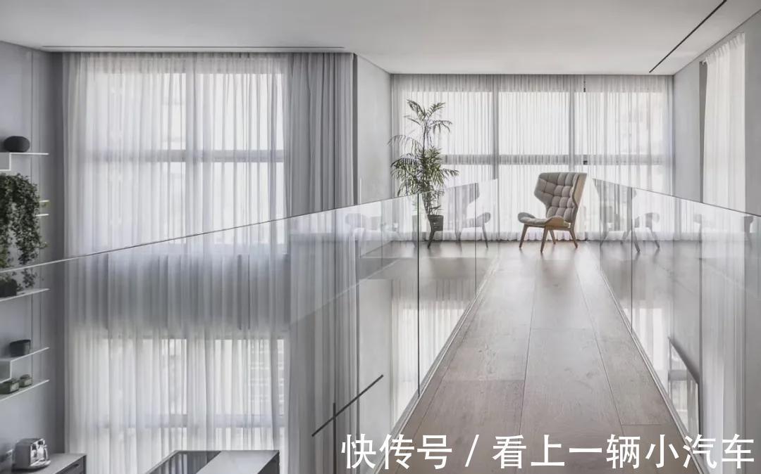 业主|80㎡顶楼挑空复式,装5m高落地窗+玻璃砖墙,变身“贵族公寓”!