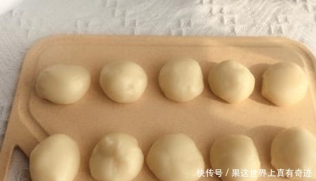 糯米粉这做法,比汤圆好吃更好做,皮Q弹香软馅料十足,特解馋