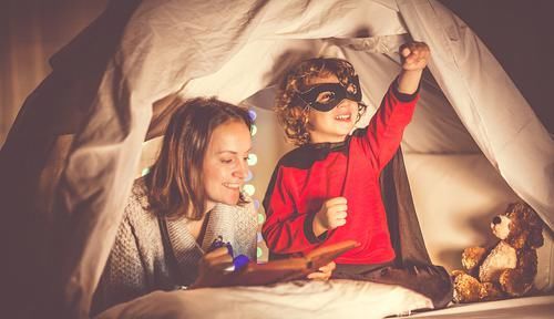 如何让孩子愿意和你交流？你一定要学会3个技巧，现在看来得及