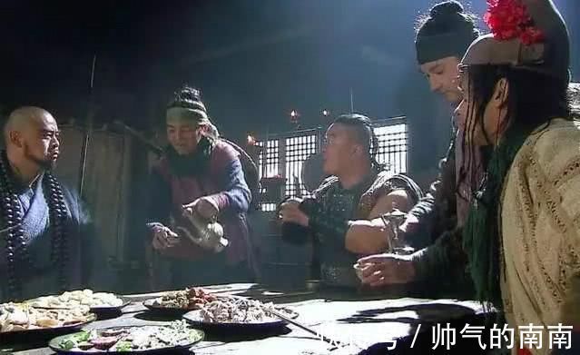 鲁智深$水浒传这个和尚,只吃荤不吃素,是行侠仗义的真好汉