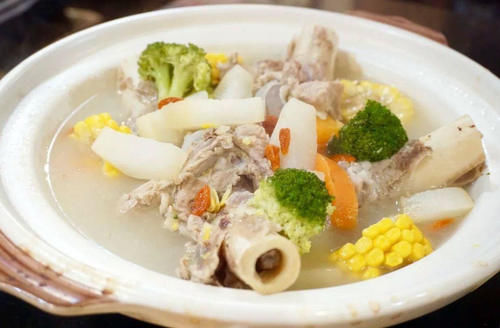  这12种烹饪技巧掌握了，你也可以给家人做一桌子美味家常菜