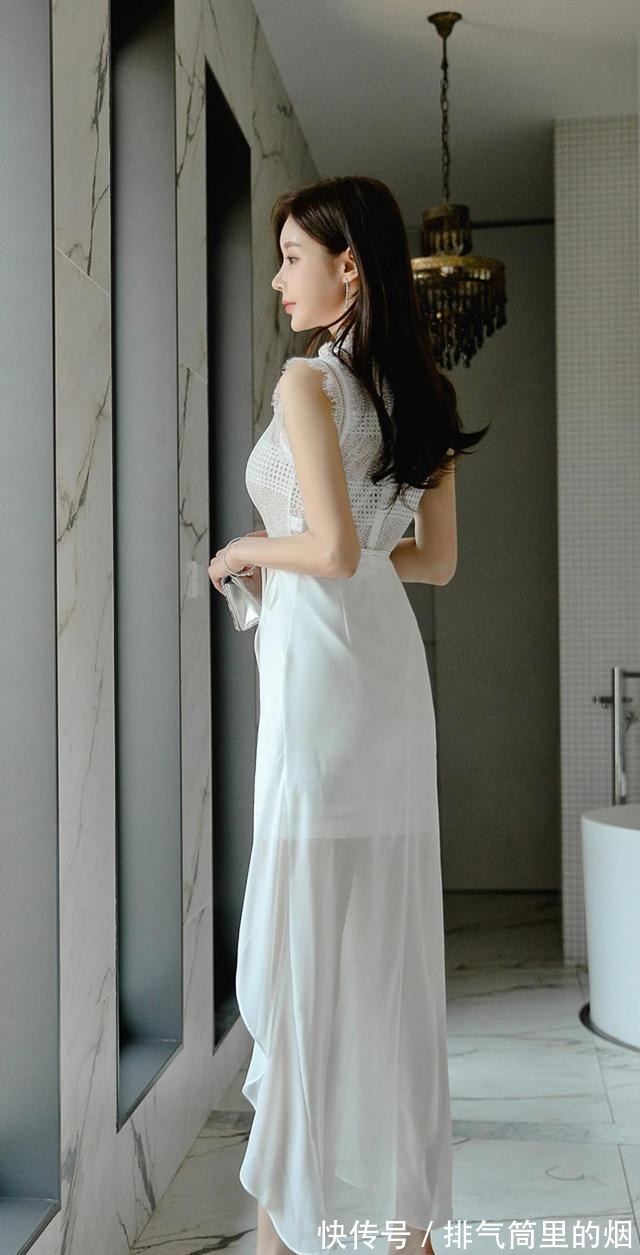 时尚|孙允珠时尚搭配水纹涟漪白絮网纱透纱仙女裙,亭亭玉立!