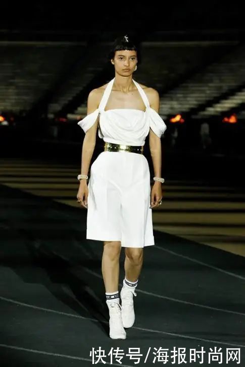 版型|说百慕大短裤显矮、不好搭，是不是因为你还没学会怎么穿？