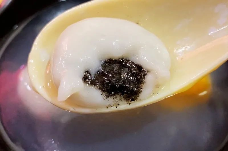 是真的吗|汤圆是“发物”，老人和孕妇不能吃？专家解答来了→