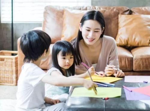 照片|为什么当初要二胎的人后悔了?这6张照片说明了一些道理