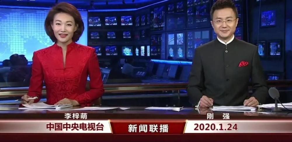 央视主持人|劳模李梓萌,为工作戴13年假发套,43岁成大龄剩女