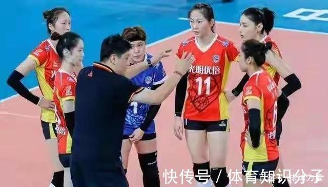 吴梦洁|江苏女排2:0领先,被上海连板三局,大逆转2:3输掉半决赛第二场