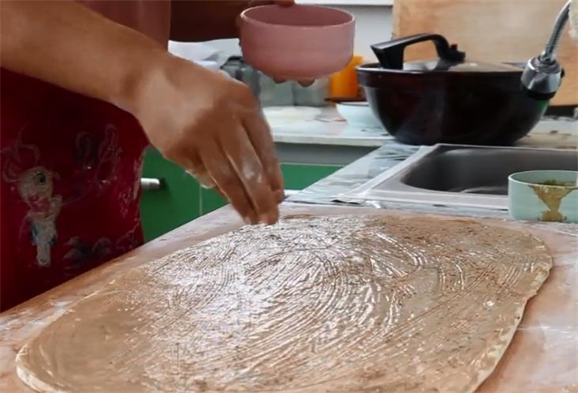 3g|教你在家做麻酱烧饼,香酥爽口,做法简单,轻松搞定一家人的早餐