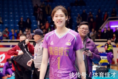 天津女排|李盈莹22岁生日快乐!被郎平一手提拔,有望取代朱婷成女排核心