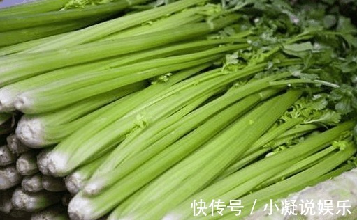 生病|吃完芹菜很多人有这习惯,怪不得会容易生病,快通知父母吧!
