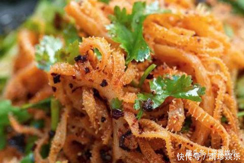 美食推荐辣拌腐竹,麻辣鸡翅土豆,梅菜扣肉,红油百叶的做法