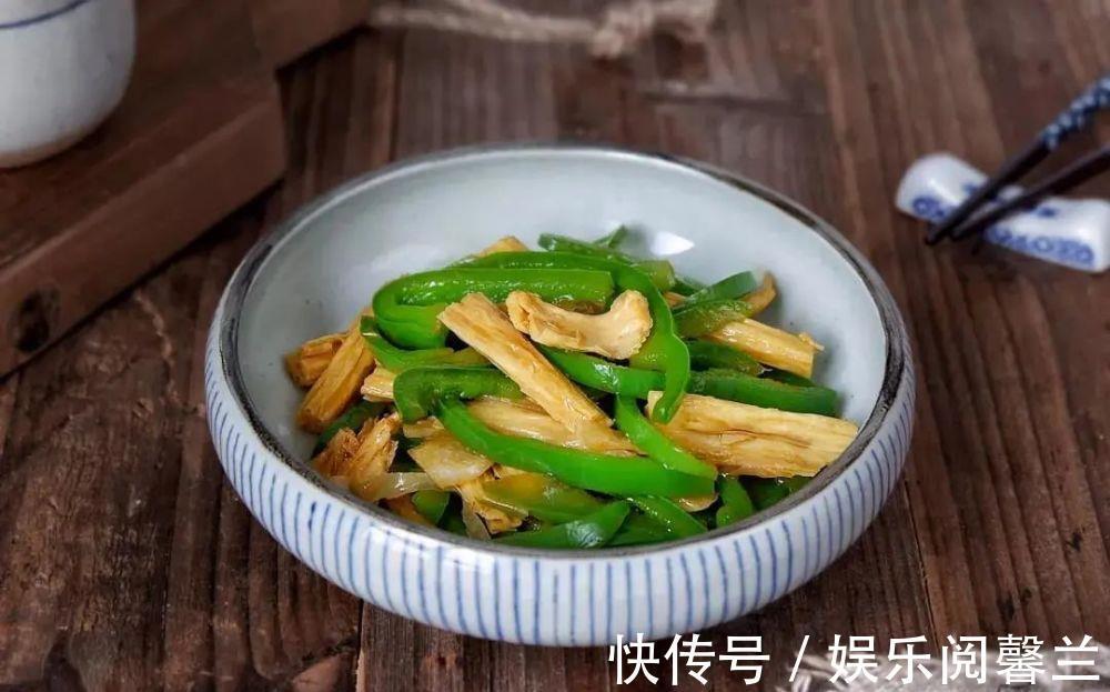 维生素c|青椒跟它一起吃,软化血管有奇效!