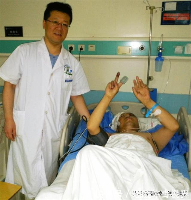 大爷|有高血压的人要注意了,医生:出现这3种状况当心脑出血,要警惕
