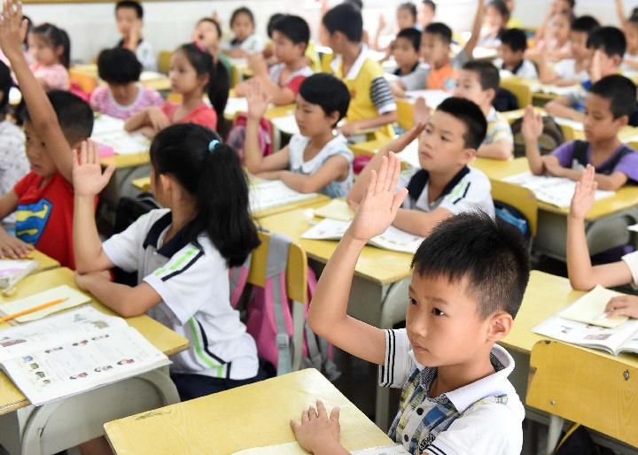 好坏|三年级家长会上，老师反复谈到这个问题，学生成绩好坏都需要注意