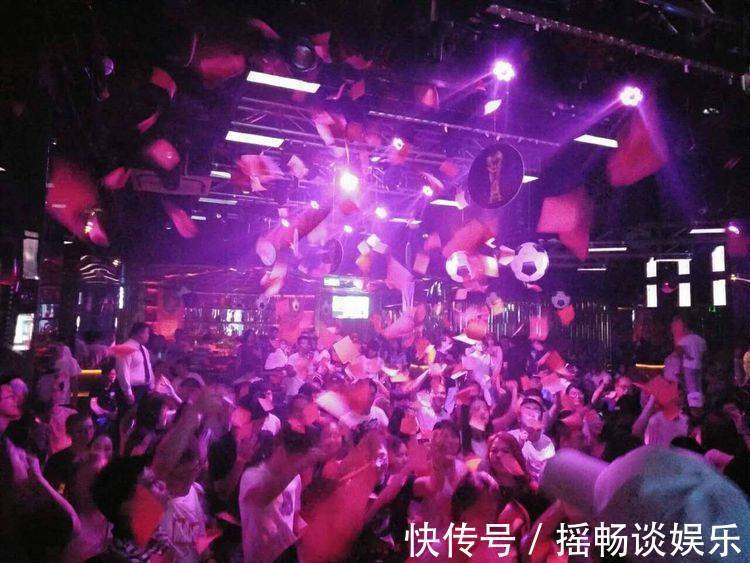 hpv|21岁姑娘染HPV，“菜花”从腿长到腰，提醒：都是生活习惯造成的