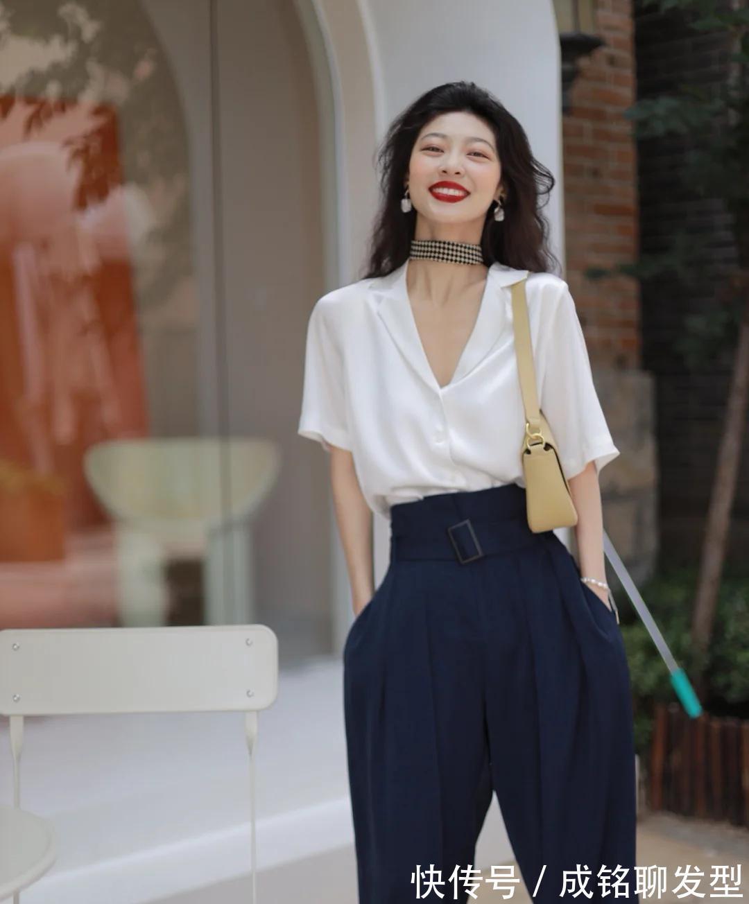 管它什么流行,适合自己才是最好的穿搭,只要显瘦怎么穿都好看