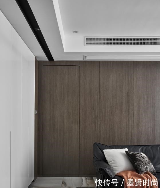 沙发墙|这是我见过最新潮的家,悬空电视墙,沙发墙、走廊极致利用,聪明!