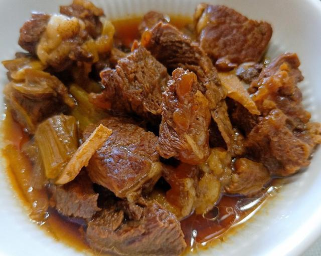 牛肉别一直瞎炖，多加一勺它，不用高压锅，不到1小时就软烂入味