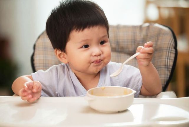 孩子|三四岁小孩子怎么正确喂食