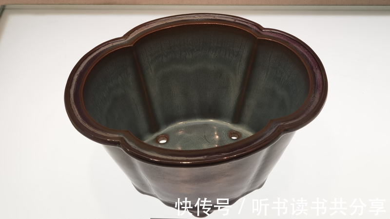 国宝|国博国宝天天聊：宋钧窑玫瑰紫釉海棠式花盆的美天下唯一且永恒
