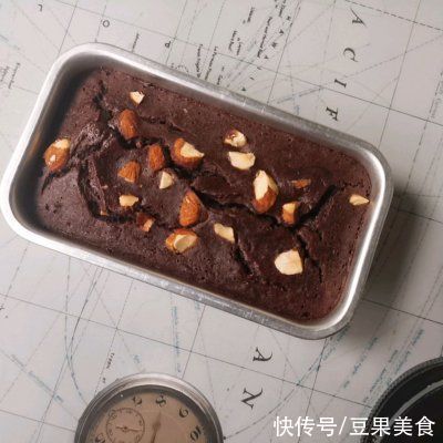 便当|今晚花10分钟做好香蕉布朗尼，明天便当就吃它