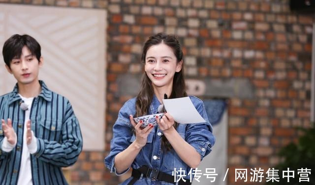 Baby证实录制新一季的跑男,黄白运动裙太嫩,长卷发如娃娃!