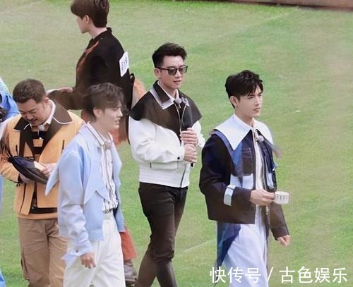 当184的蔡徐坤遇到188的陈飞宇:我才知道4CM差距的重要性